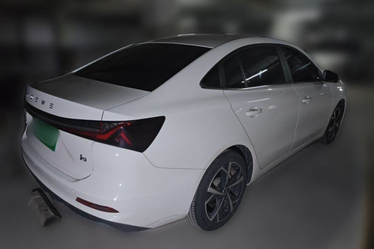 Used Roewe i5 2023 1.5L CVT Luxury Edition Rear Right 45 Deg