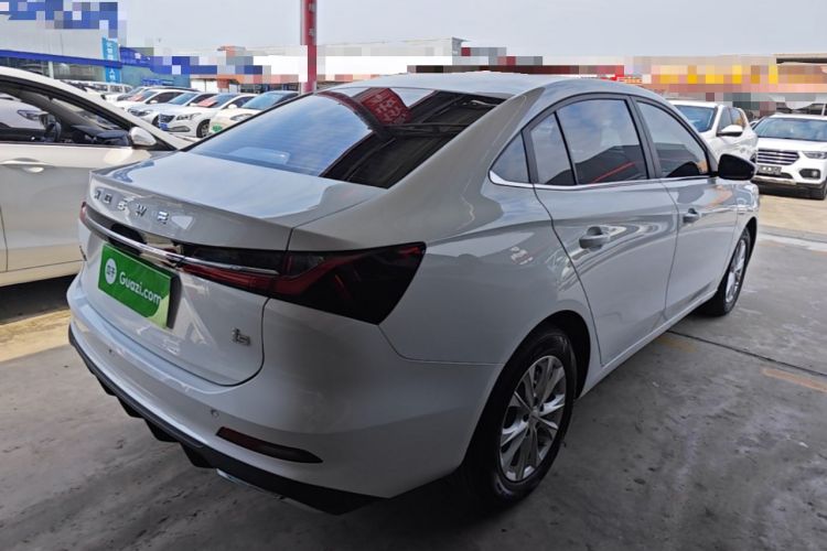 Used Roewe i5 2023 1.5L CVT Luxury Edition Rear Right 45 Deg