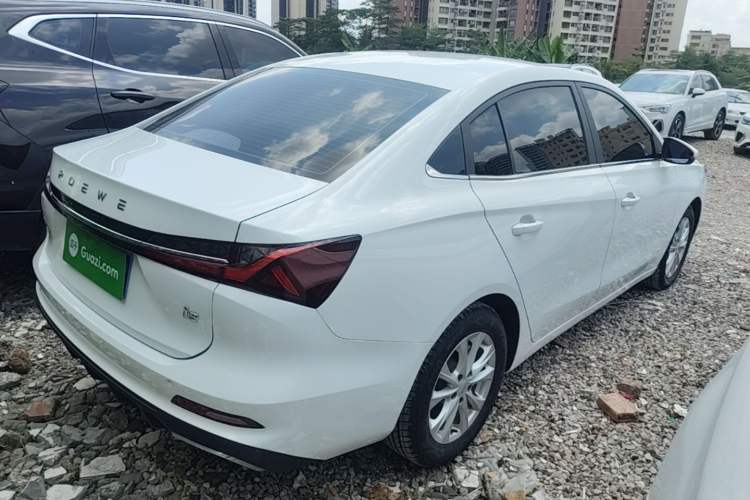 Used Roewe i5 2023 1.5L CVT Luxury Edition Rear Right 45 Deg