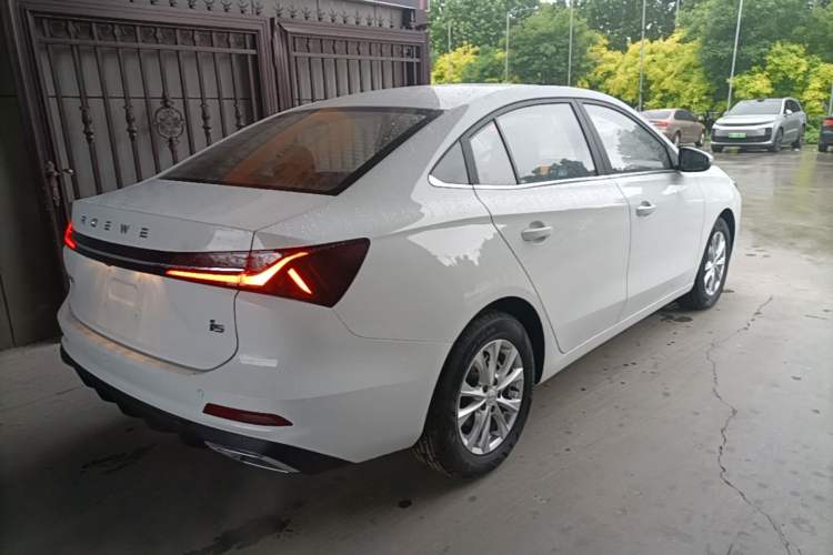 Used Roewe i5 2023 1.5L CVT Luxury Edition Rear Right 45 Deg