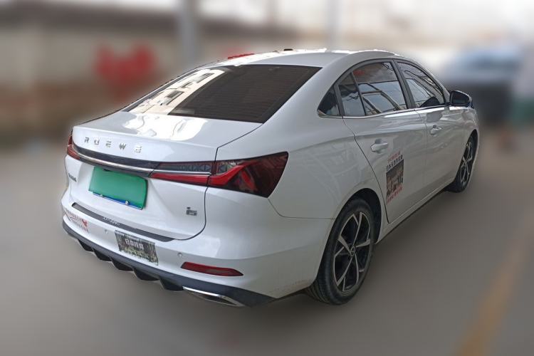 Used Roewe i5 2023 1.5L CVT Luxury Edition Rear Right 45 Deg