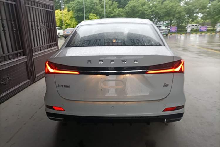 Used Roewe i5 2023 1.5L CVT Luxury Edition Rear