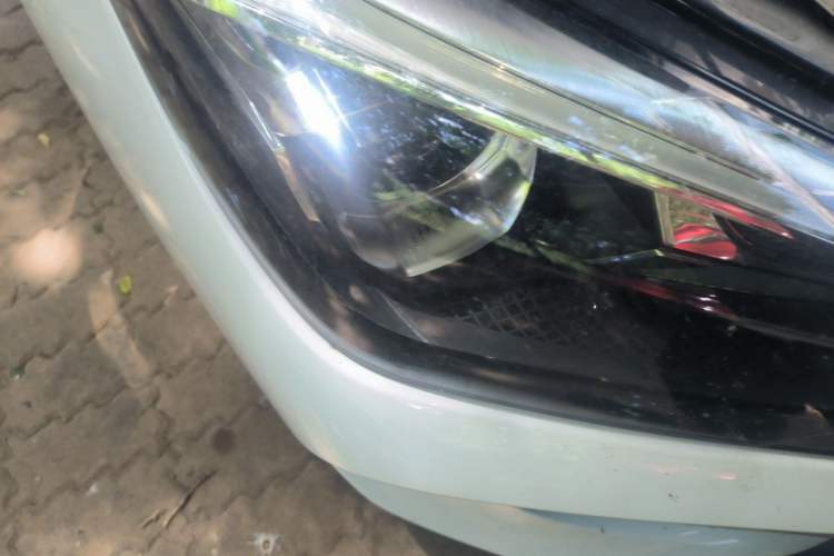 Used Roewe i5 2023 1.5L Manual Comfort Edition Right Front Headlight