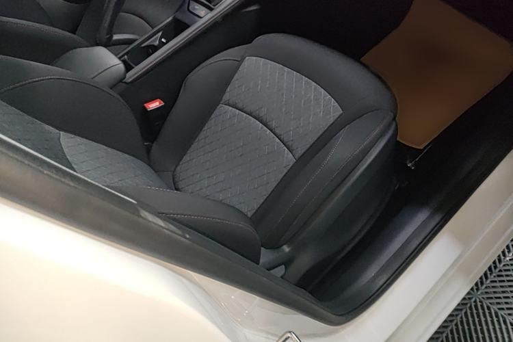 Used Roewe i5 2023 1.5L Manual Comfort Edition Right Front Seat