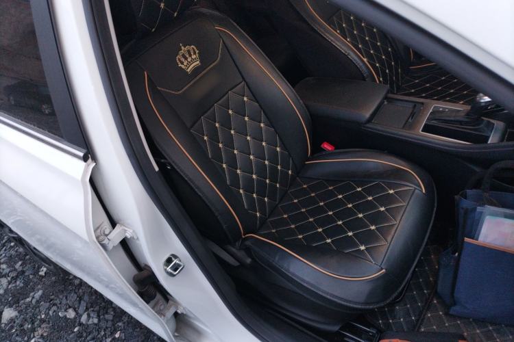 Used Roewe i5 2023 1.5L CVT Luxury Edition Right Front Seat