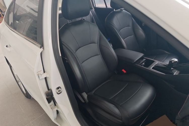 Used Roewe i5 2023 1.5L CVT Luxury Edition Right Front Seat