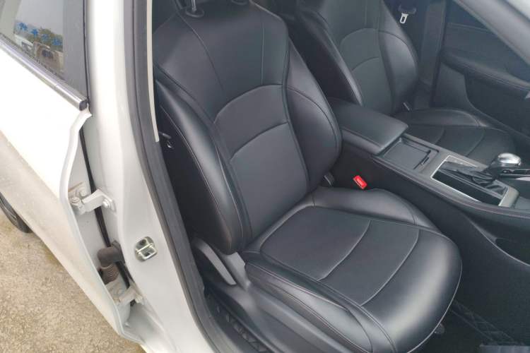 Used Roewe i5 2023 1.5L CVT Luxury Edition Right Front Seat