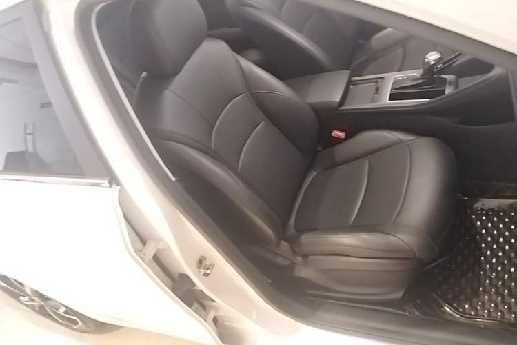 Used Roewe i5 2023 1.5L CVT Luxury Edition Right Front Seat