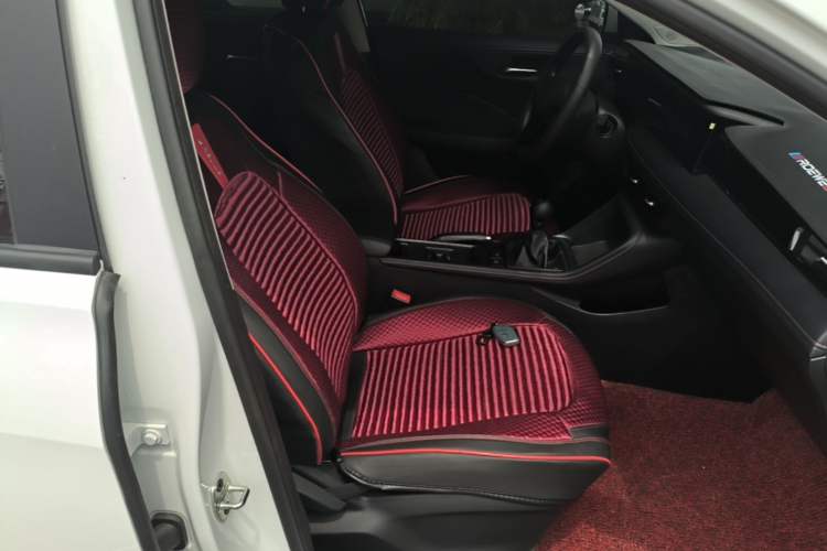 Used Roewe i5 2023 1.5L Manual Comfort Edition Right Front Seat