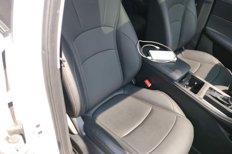 Used Roewe i5 2023 1.5L CVT Luxury Edition Right Front Seat