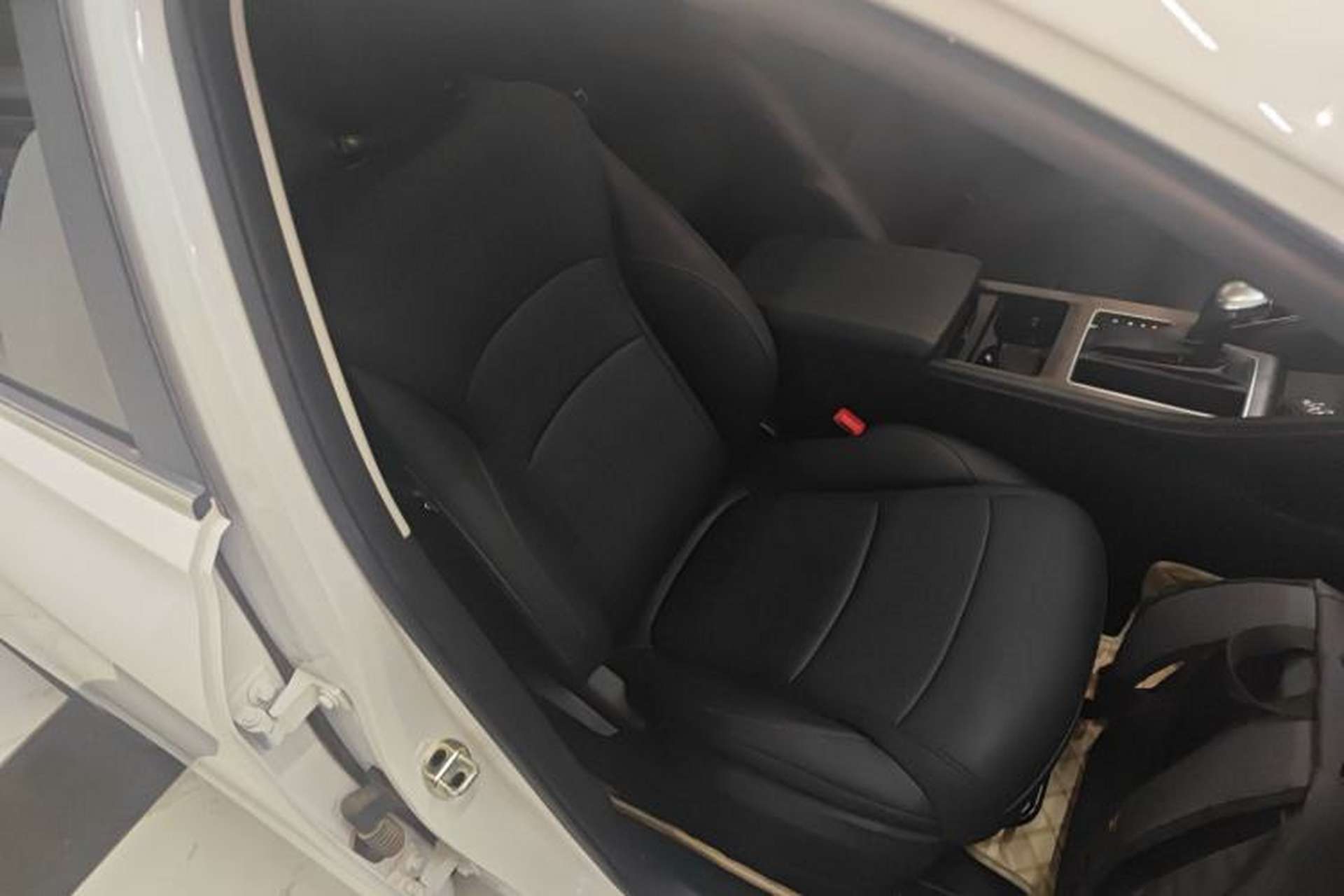 Used Roewe i5 2023 1.5L CVT Luxury Edition Right Front Seat