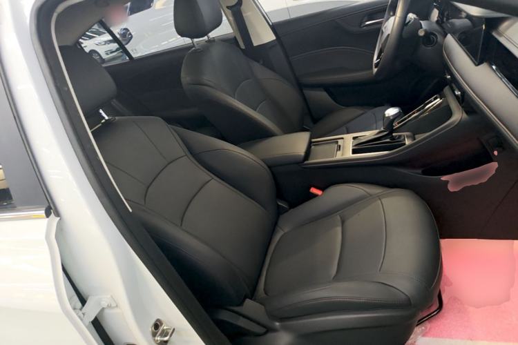 Used Roewe i5 2023 1.5L CVT Luxury Edition Right Front Seat