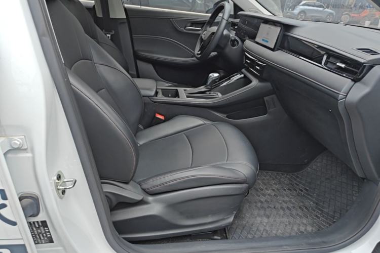 Used Roewe i5 2023 1.5L CVT Luxury Edition Right Front Seat