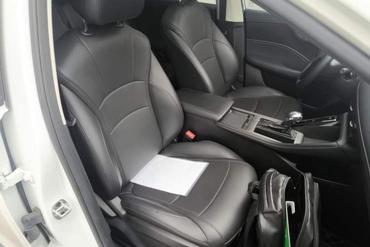 Used Roewe i5 2023 1.5L CVT Luxury Edition Right Front Seat