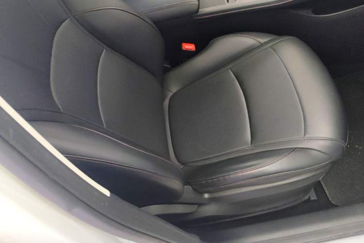 Used Roewe i5 2023 1.5L CVT Luxury Edition Right Front Seat