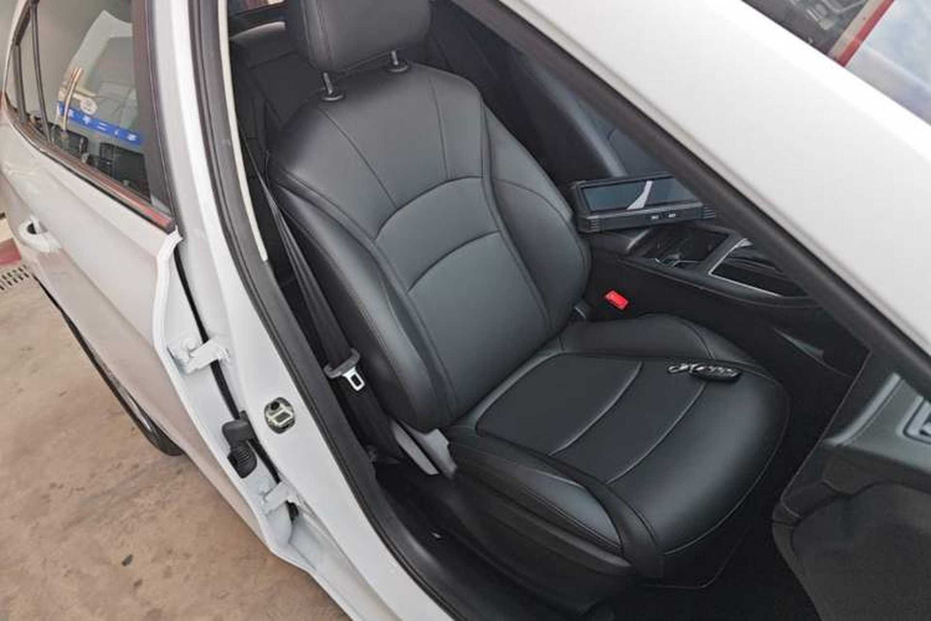 Used Roewe i5 2023 1.5L CVT Luxury Edition Right Front Seat