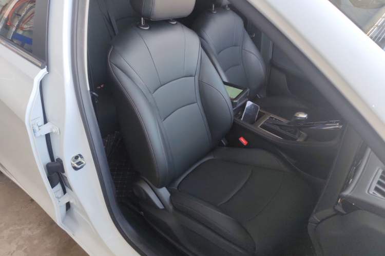 Used Roewe i5 2023 1.5L CVT Luxury Edition Right Front Seat