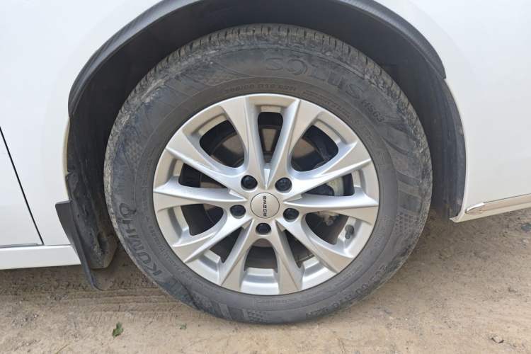 Used Roewe i5  Right Front Wheel Hub