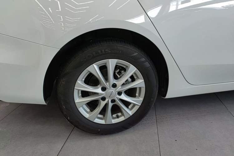 Used Roewe i5 2023 1.5L CVT Luxury Edition Right Rear Wheel Hub