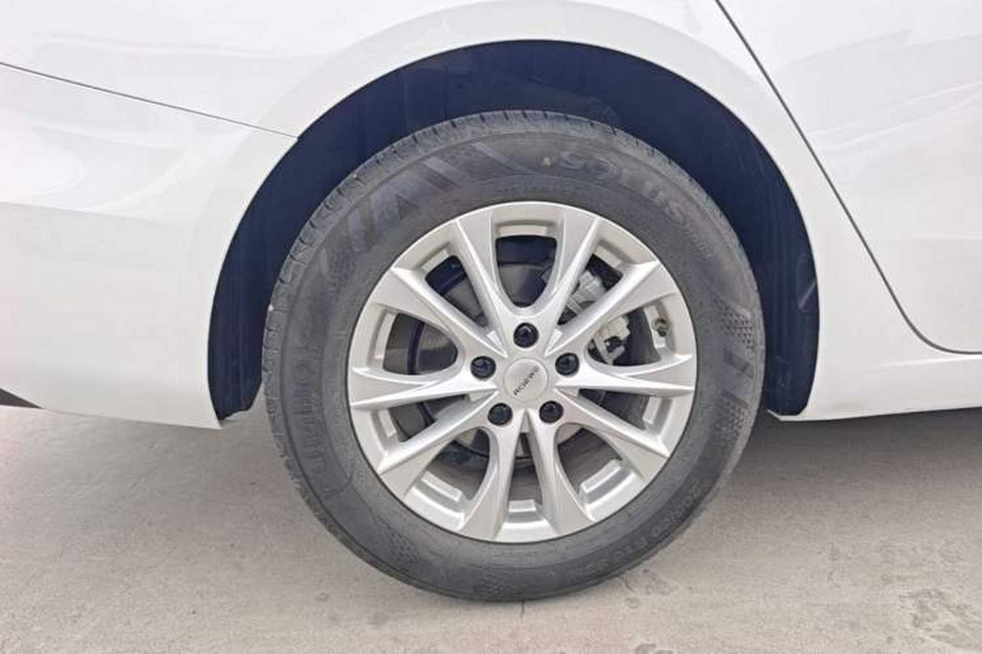 Used Roewe i5 2023 1.5L CVT Luxury Edition Right Rear Wheel Hub