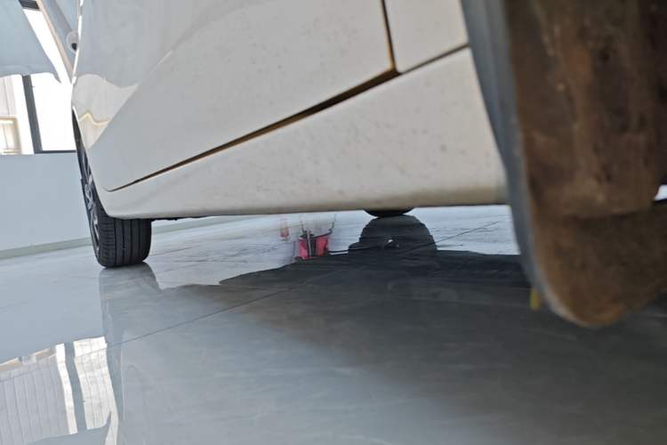 Used Roewe i5 2023 1.5L CVT Flagship Edition Right Side Sill