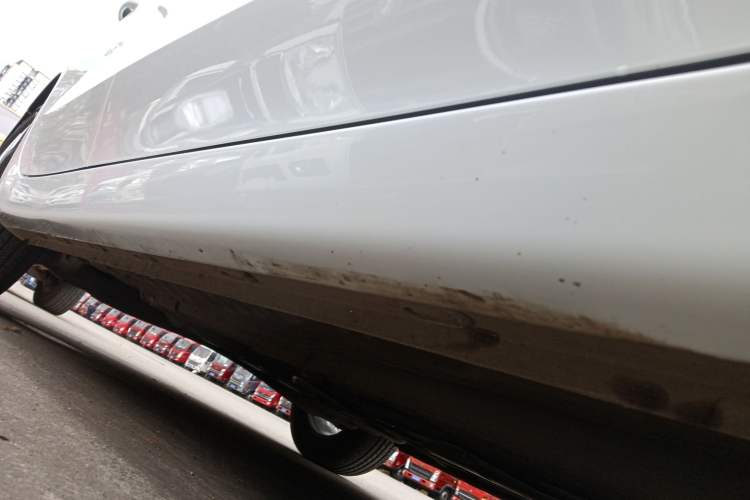Used Roewe i5 2023 1.5L CVT Luxury Edition Right Side Sill