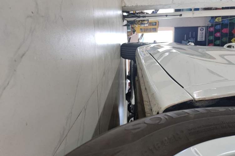 Used Roewe i5 2023 1.5L CVT Luxury Edition Right Side Sill