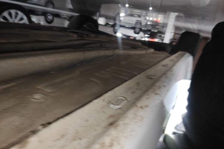 Used Roewe i5 2023 1.5L CVT Luxury Edition Right Side Sill
