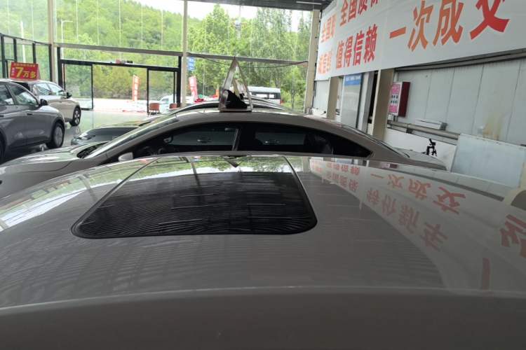 Used Roewe i5 2023 1.5L CVT Luxury Edition Roof