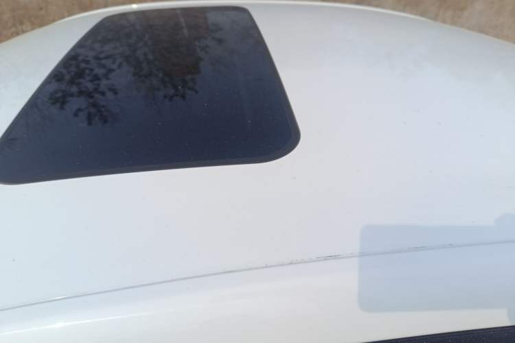 Used Roewe i5 2023 1.5L CVT Luxury Edition Roof