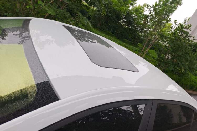 Used Roewe i5 2023 1.5L CVT Luxury Edition Roof