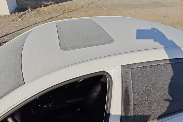 Used Roewe i5 2023 1.5L CVT Luxury Edition Roof