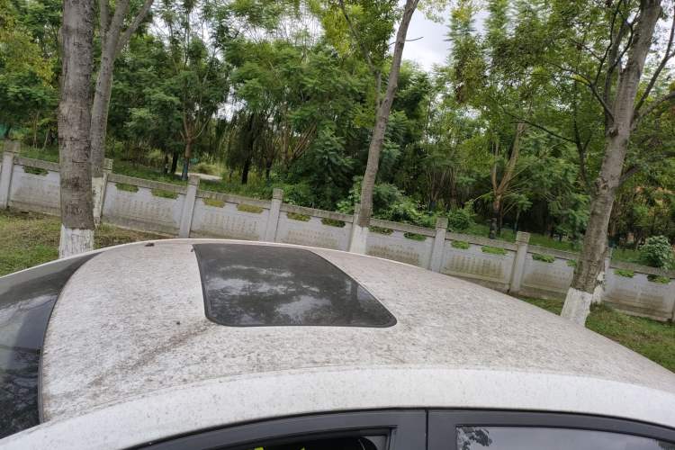 Used Roewe i5 2023 1.5L CVT Luxury Edition Roof