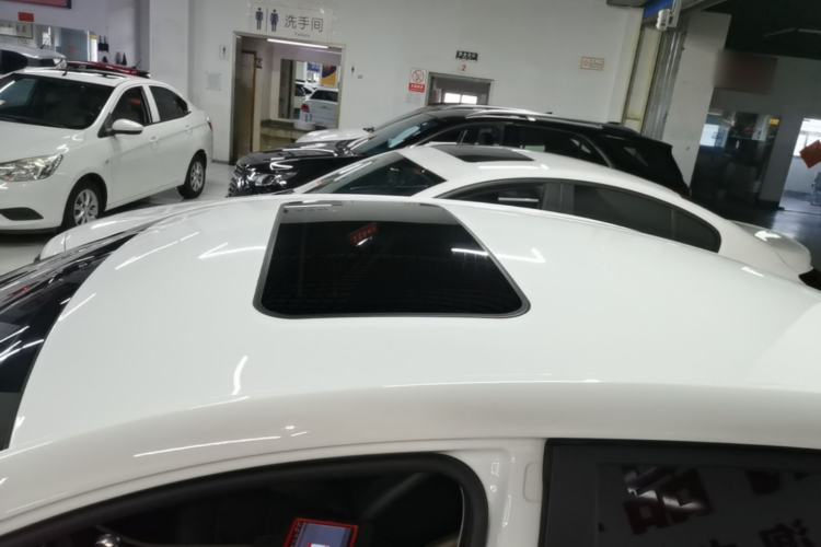 Used Roewe i5 2023 1.5L CVT Luxury Edition Roof