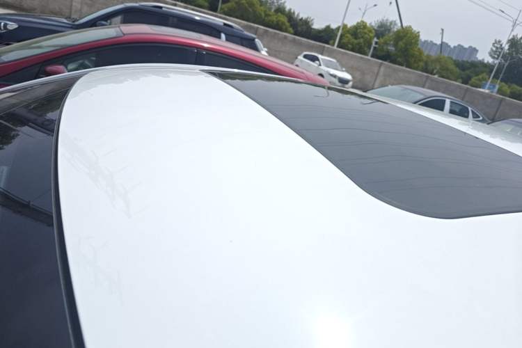 Used Roewe i5 2023 1.5L CVT Luxury Edition Roof