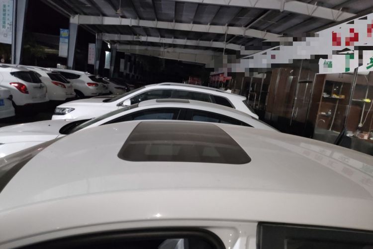 Used Roewe i5 2023 1.5L CVT Luxury Edition Roof