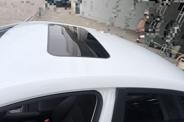 Used Roewe i5 2023 1.5L CVT Luxury Edition Roof