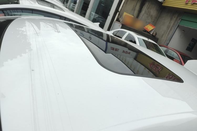 Used Roewe i5 2023 1.5L CVT Luxury Edition Roof