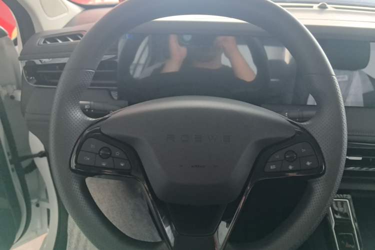 Used Roewe i5 2023 1.5L CVT Luxury Edition Steering Wheel
