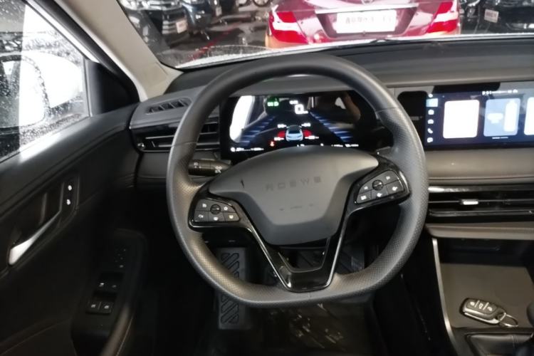 Used Roewe i5 2023 1.5L Manual Comfort Edition Steering Wheel