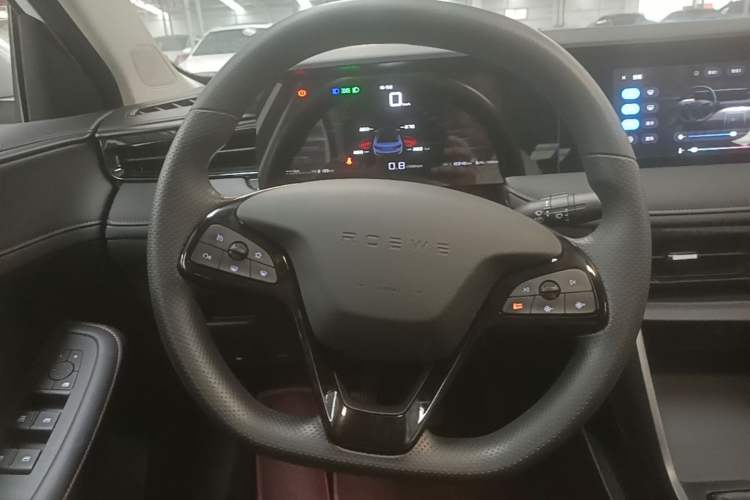 Used Roewe i5 2023 1.5L Manual Comfort Edition Steering Wheel