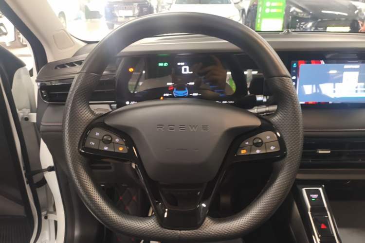 Used Roewe i5 2023 1.5L CVT Luxury Edition Steering Wheel
