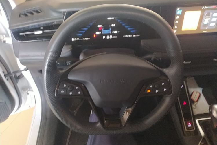 Used Roewe i5 2023 1.5L CVT Luxury Edition Steering Wheel
