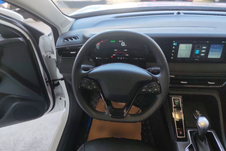 Used Roewe i5 2023 1.5L CVT Luxury Edition Steering Wheel