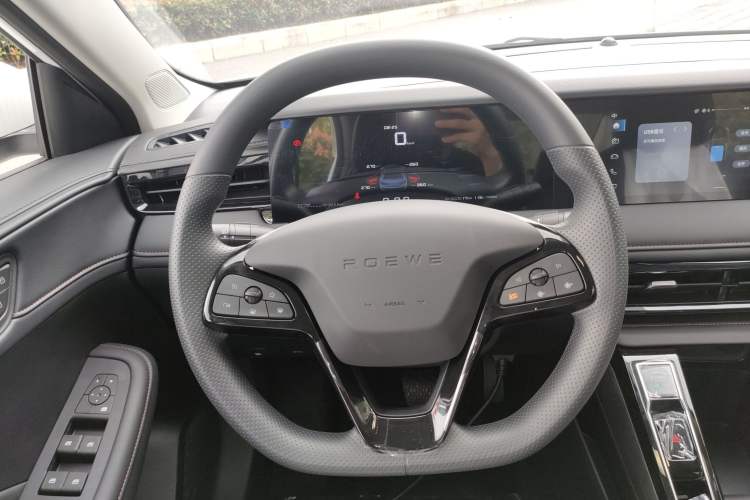 Used Roewe i5 2023 1.5L CVT Luxury Edition Steering Wheel