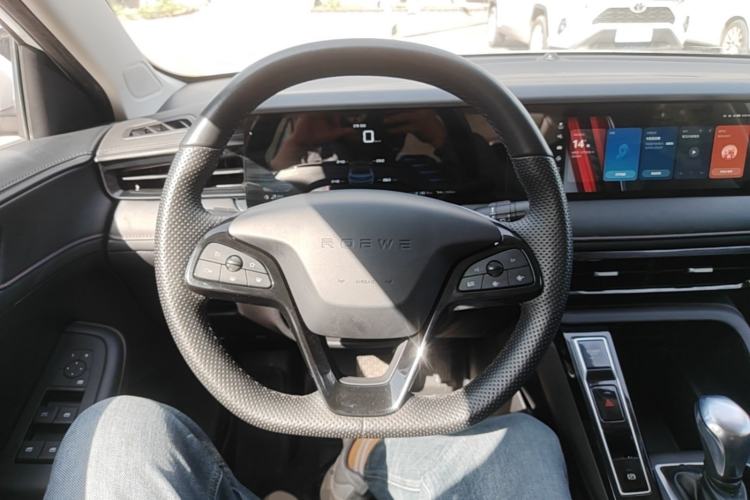Used Roewe i5 2023 1.5L CVT Luxury Edition Steering Wheel