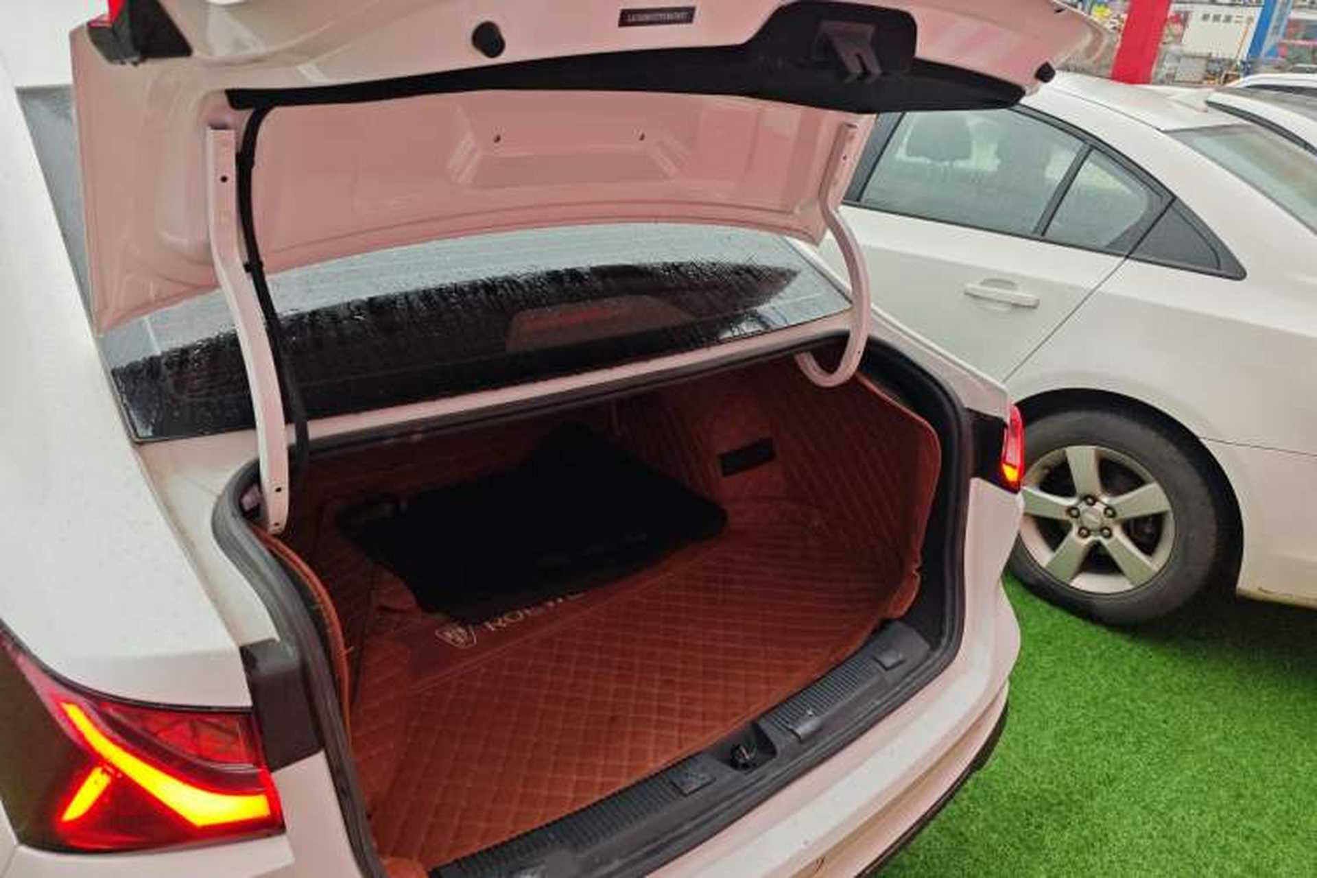 Used Roewe i5 2023 1.5L CVT Luxury Edition Trunk