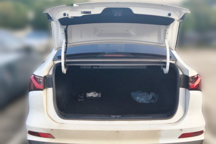 Used Roewe i5 2023 1.5L CVT Luxury Edition Trunk
