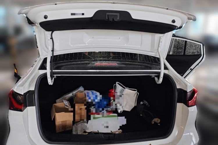 Used Roewe i5 2023 1.5L CVT Luxury Edition Trunk