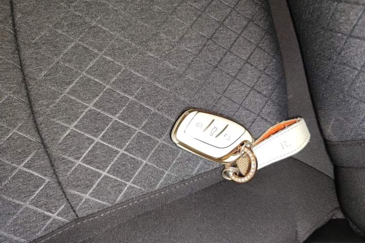 Used Roewe i5 2023 1.5L Manual Comfort Edition Vehicle Key